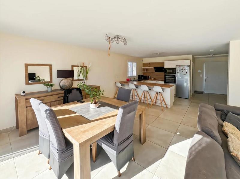 Maison - 136 m² - 5 pièces