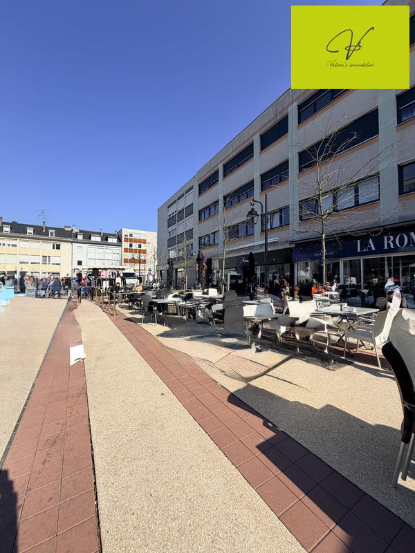 Immeuble - 1 700 m²