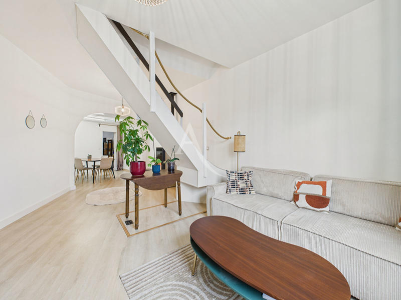 Maison - 87 m² - 4 pièces