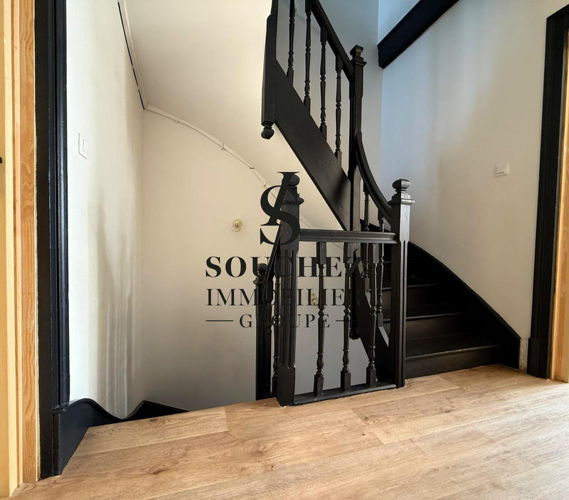 Maison ancienne - 180 m² - 7 pièces