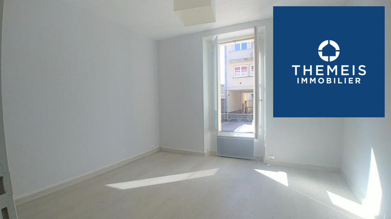 Local commercial - 35 m² - 2 pièces