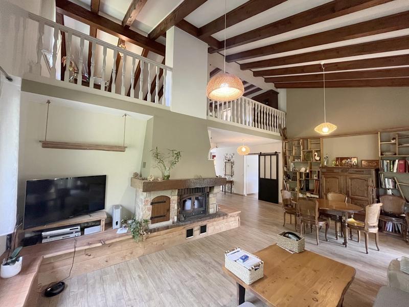 Villa - 165 m² - 10 pièces