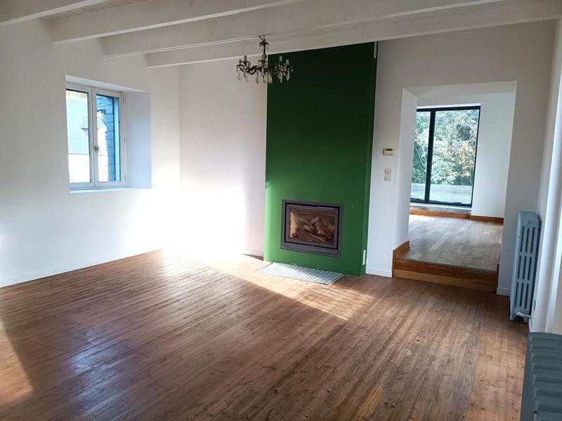 Maison - 215 m² - 7 pièces