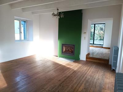 Maison - 215 m² - 7 pièces
