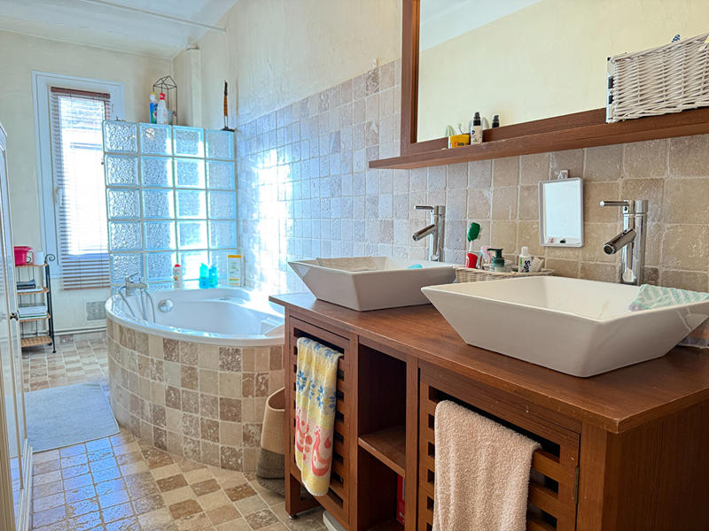 Maison - 188 m² - 6 pièces