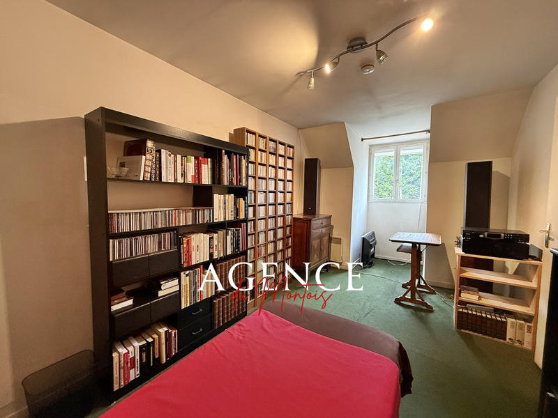 Maison - 80 m² - 5 pièces