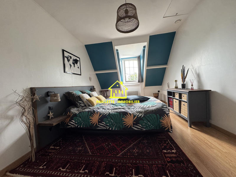 Maison - 170 m² - 5 pièces