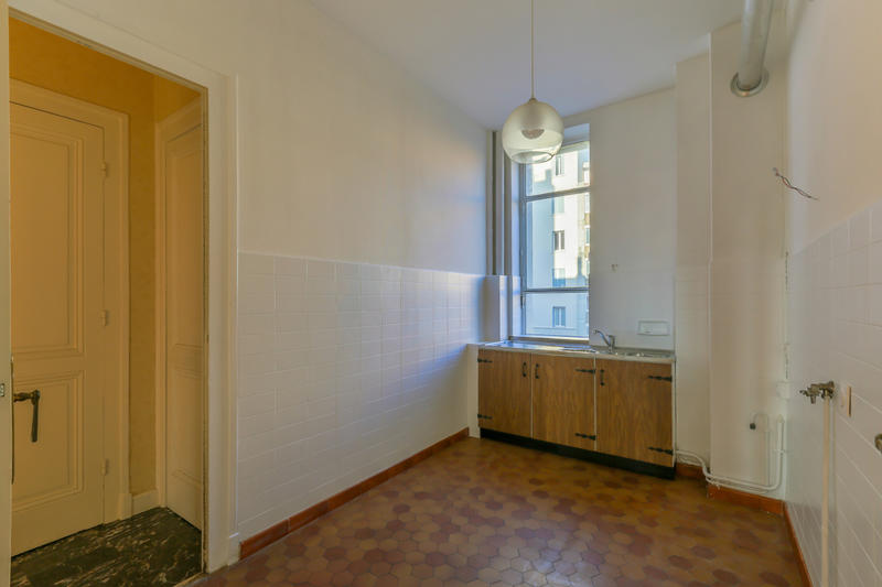 Appartement - 89 m² - 5 pièces