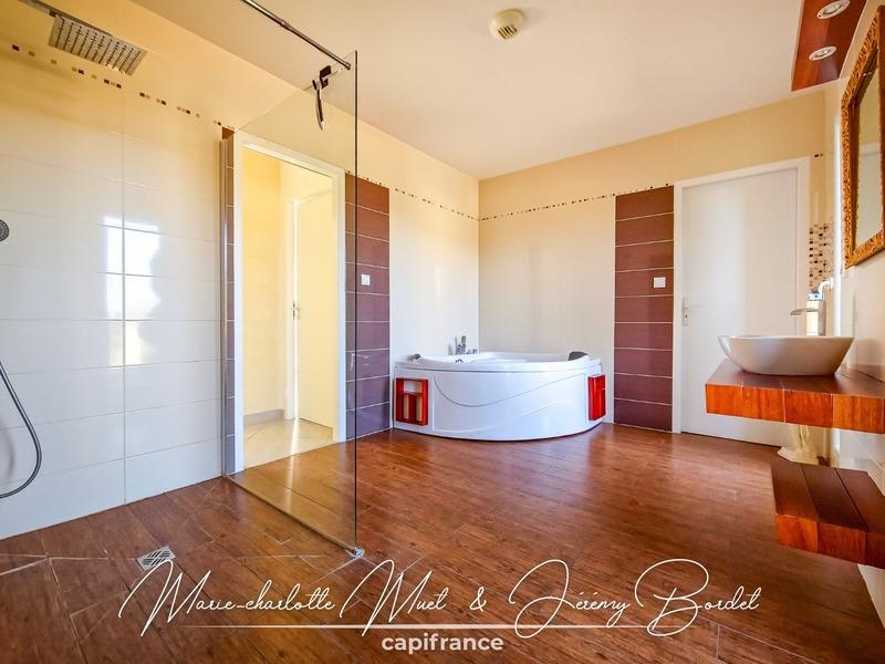 Maison - 135 m² - 4 pièces