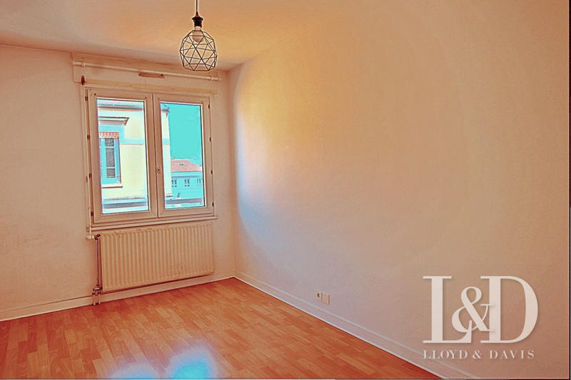 Appartement - 75 m² - 3 pièces