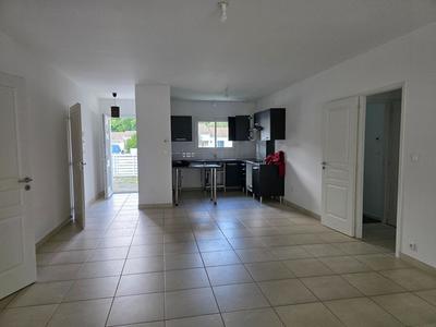 Maison - 83 m² - 5 pièces