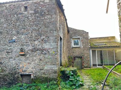 Maison - 97 m² - 6 pièces