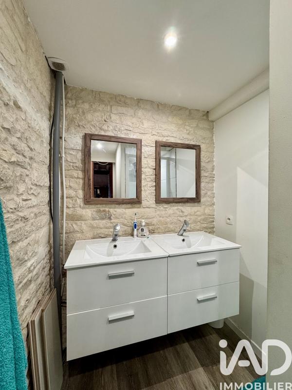 Maison - 238 m² - 6 pièces