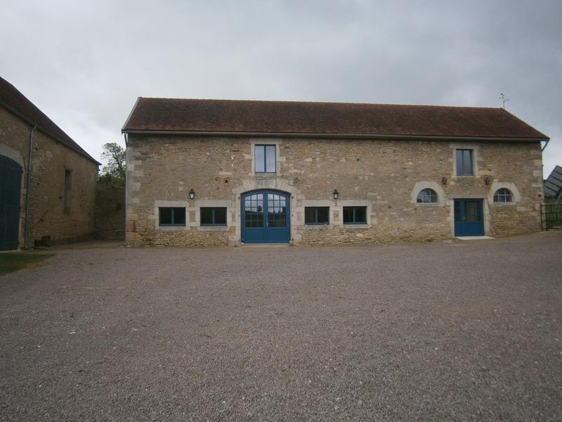 Corps de ferme - 390 m² - 15 pièces
