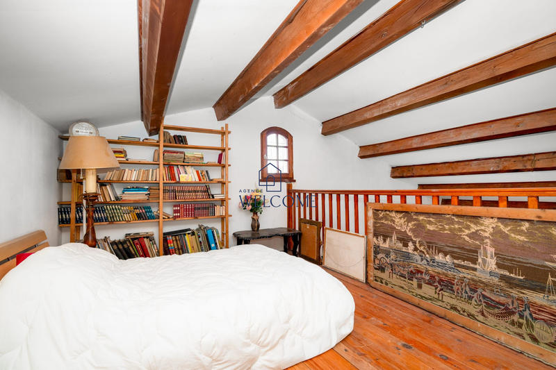 Viager - Maison - 202 m² - 7 pièces