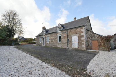 Maison - 71 m² - 5 pièces