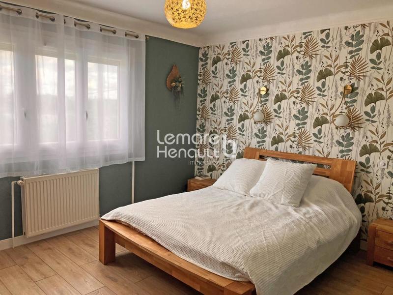 Maison - 120 m² - 8 pièces