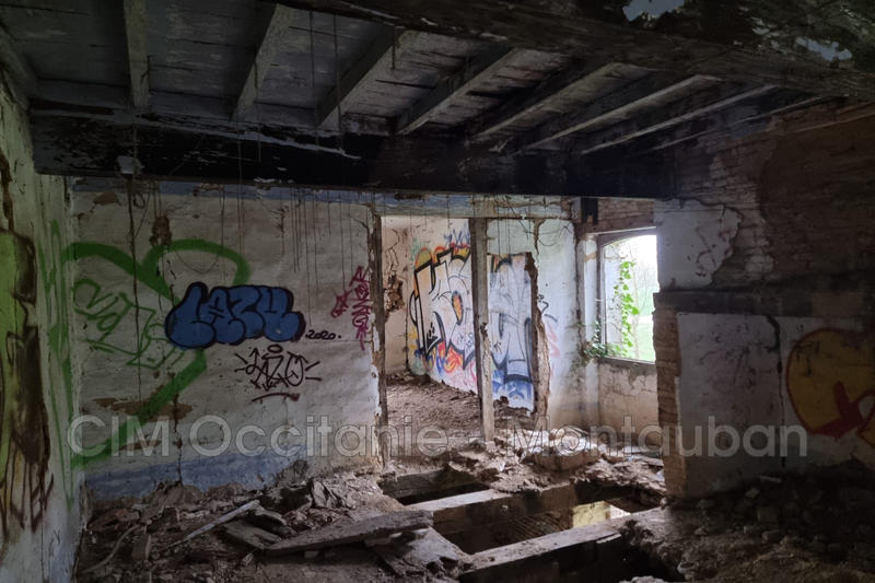 Maison - 270 m² - 14 pièces