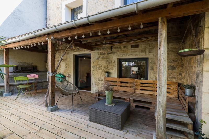 Maison - 205 m² - 8 pièces