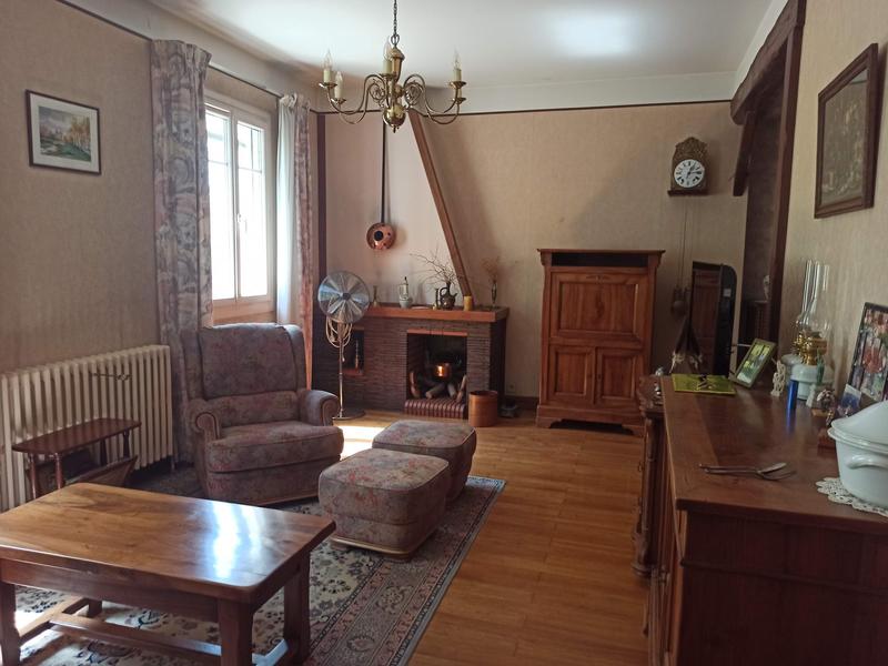 Maison traditionnelle - 80 m² - 4 pièces