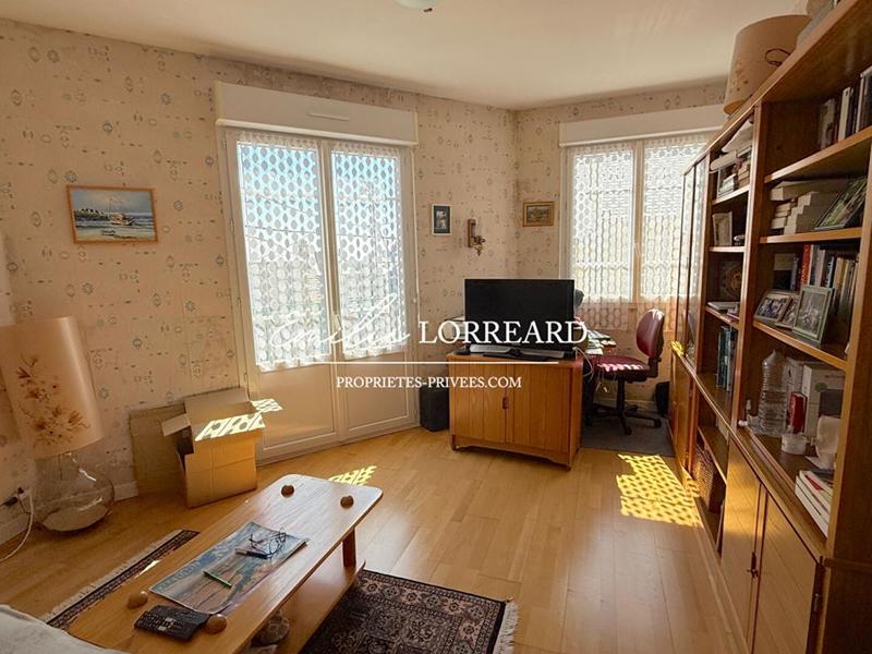 Maison - 159 m² - 9 pièces