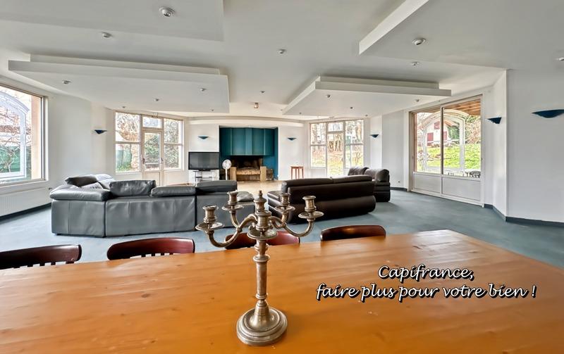 Maison - 530 m² - 13 pièces