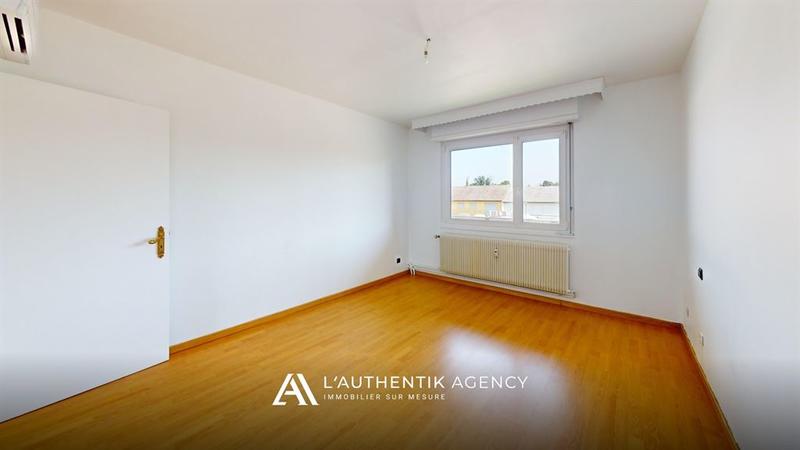 Appartement - 80 m² - 3 pièces