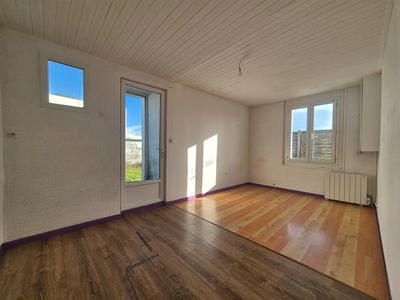 Maison - 108 m² - 4 pièces