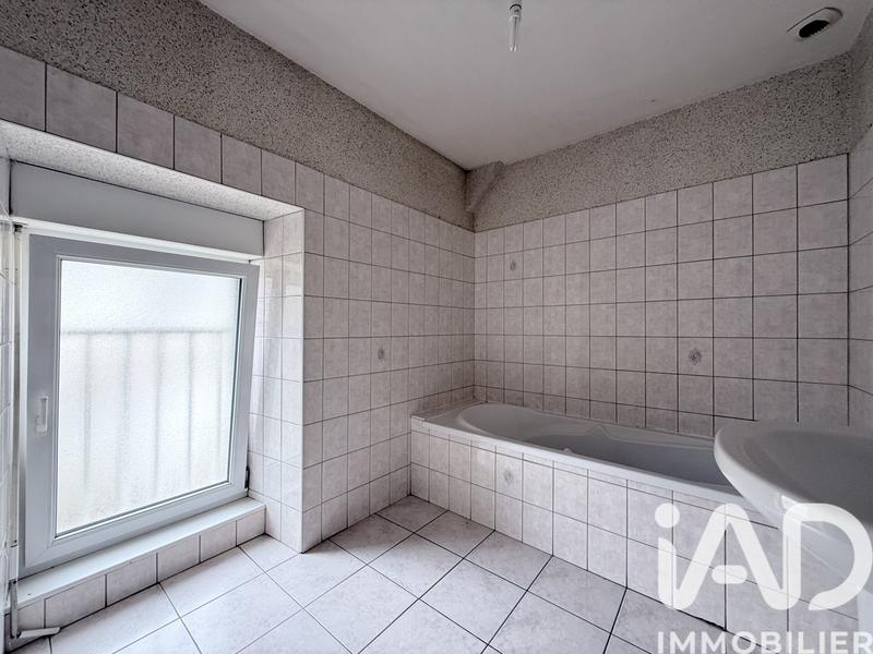 Maison - 160 m² - 8 pièces