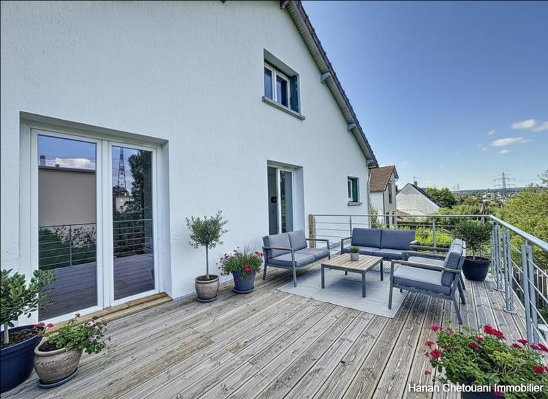 Maison - 150 m² - 7 pièces