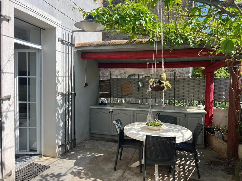 Maison - 181 m² - 7 pièces