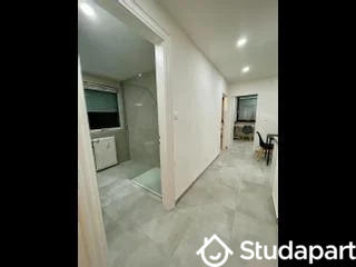 Chambre - 65 m² - 1 pièce