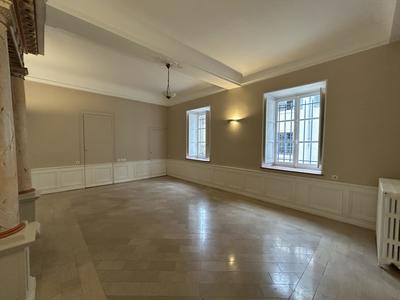 Bureau - 125 m² - 4 pièces