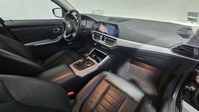 Bmw Série 3 Touring G21 318d 136 ch Bva8 Lounge - 5p