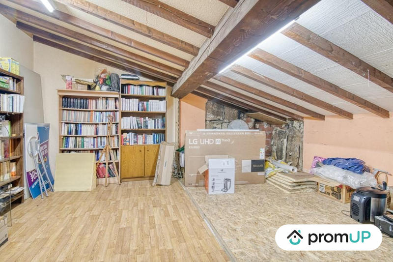 Local d'activités - 240 m²