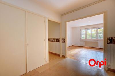 Appartement - 81 m² - 3 pièces