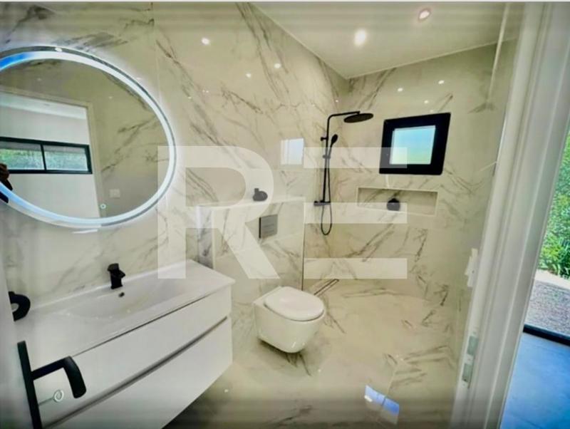 Maison - 175 m² - 6 pièces