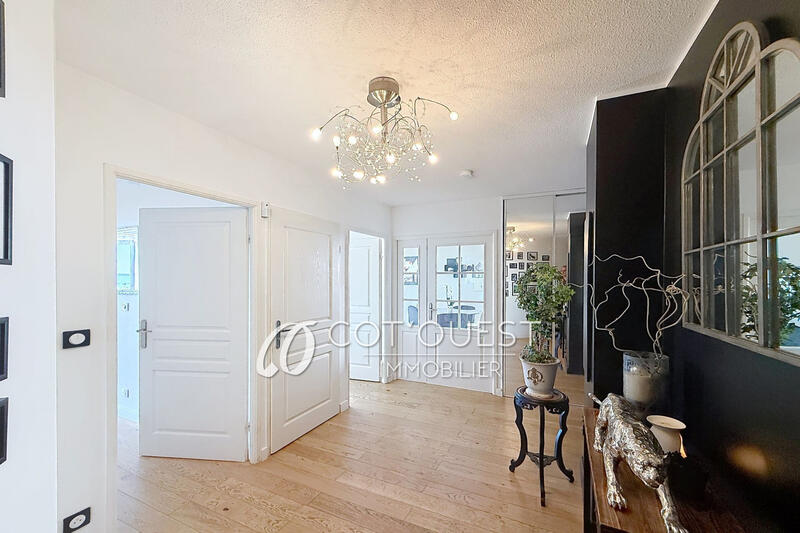 Appartement - 91 m² - 4 pièces