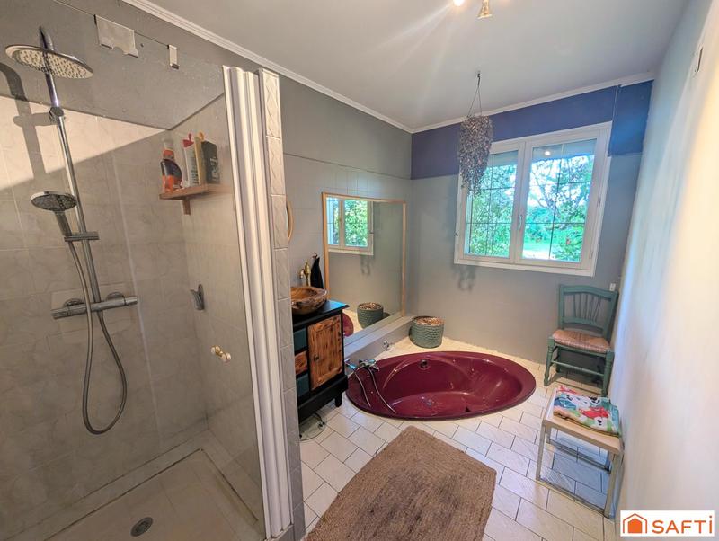 Maison - 192 m² - 8 pièces