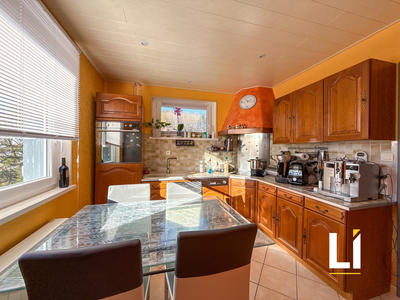 Maison - 111 m² - 5 pièces