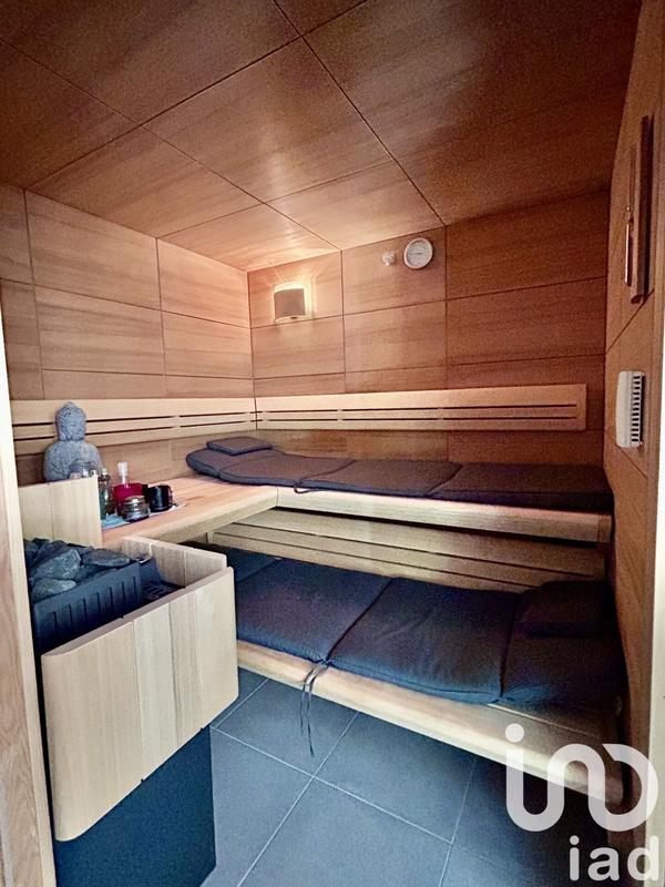 Maison de maîtres - 330 m² - 10 pièces