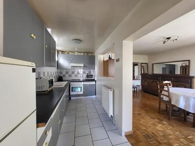 Maison traditionnelle - 81 m² - 5 pièces