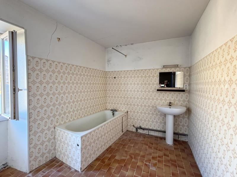 Immeuble - 230 m² - 9 pièces