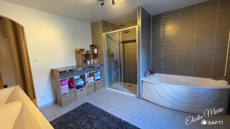 Maison - 135 m² - 5 pièces