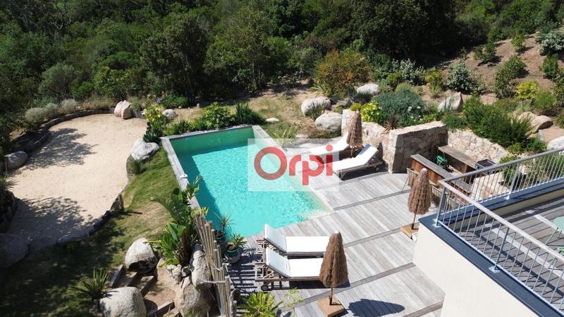 Maison - 163 m² - 5 pièces