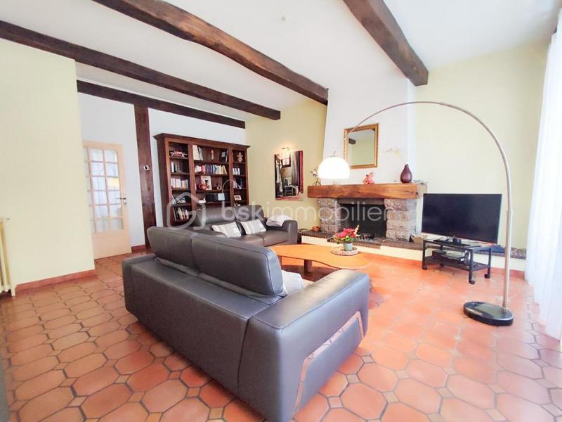 Maison de maîtres - 375 m² - 11 pièces