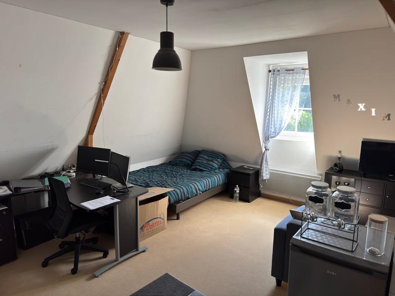 Maison contemporaine - 156 m² - 45 pièces