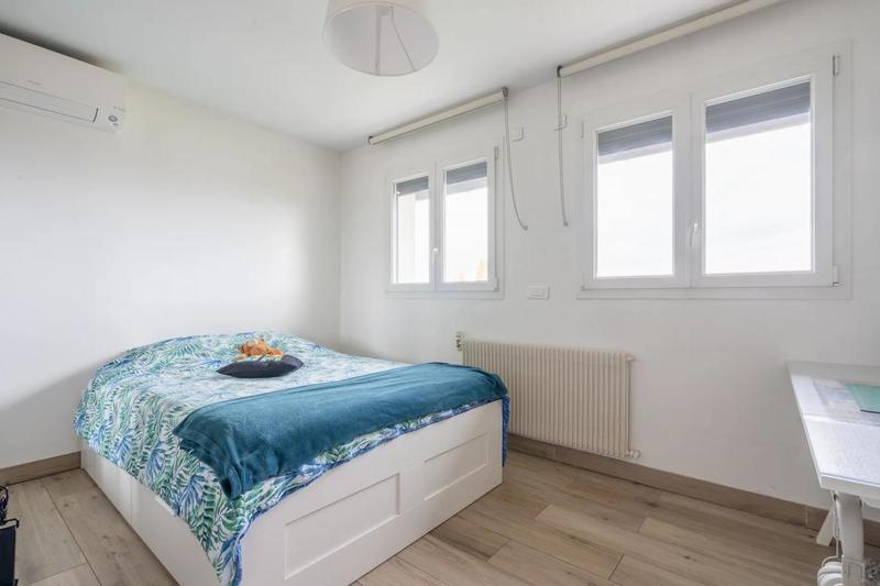 Maison - 196 m² - 8 pièces