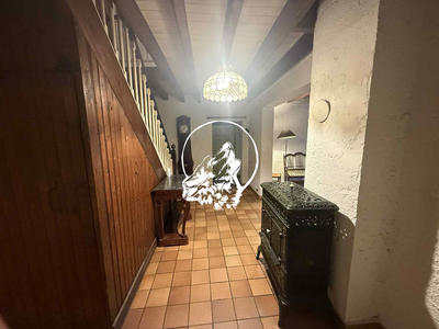 Maison - 213 m² - 6 pièces