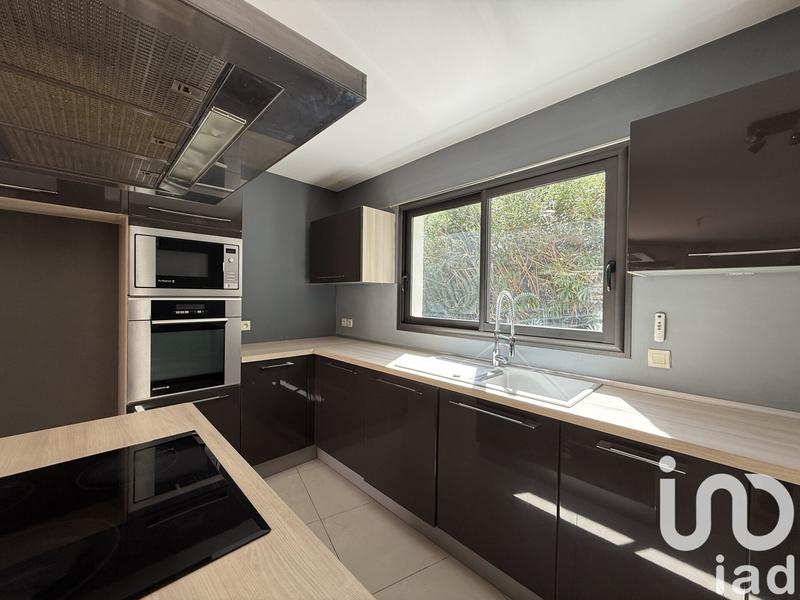 Maison - 122 m² - 5 pièces